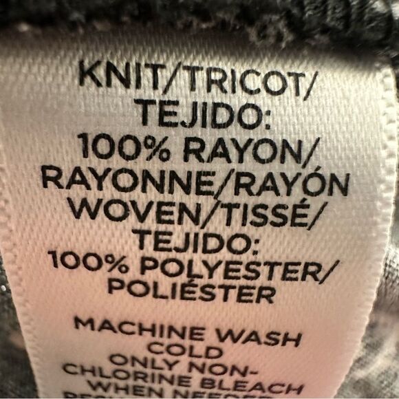 Loft small‎ top - Picture 6 of 6